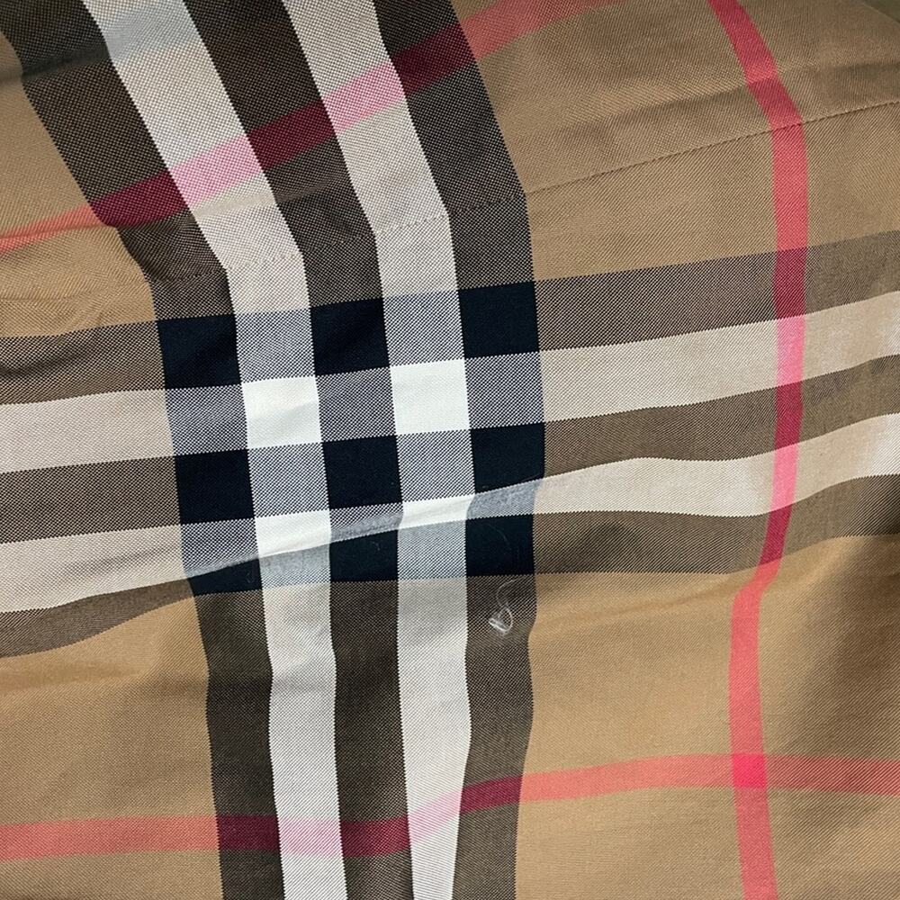 Sold-Burberry Classic Beige Trench Coat NWT US6 $2350 - Picture 6 of 13